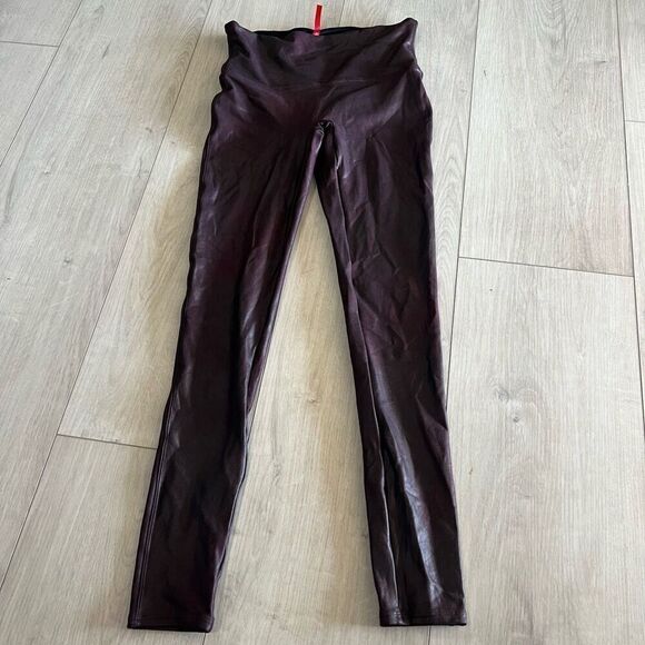 Spanx faux leather maroon leggings size M - Picture 1 of 8